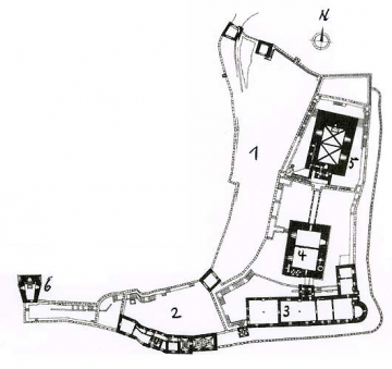 04 Burglegende: 1 Vorburg, 2 Burggrafenhof, 3 Kaiserpalas, 4 Marienturm, 
5 Heiligkreuzturm, 6 Brunnenturm.
Plan nach R. Hootz/E. Poche. Textanalyse bei Stevens samt Bild Nr. 22 bestätigen den hier gegebenen Nordpfeil, wo andere Vorlagen z. T. erheblich abweichen.