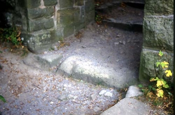 15 "Im gewachsenen Fels die tiefen Karrenspuren" (Waldburg-Wolfegg).